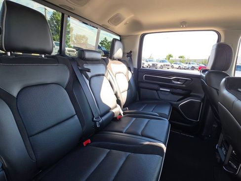 Used 2022 RAM 1500 Laramie AWD/4WD image 15
