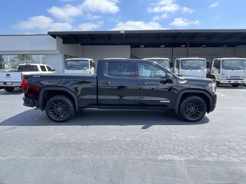 Used 2021 GMC Sierra 1500 Elevation w/ Preferred Package AWD/4WD image 4