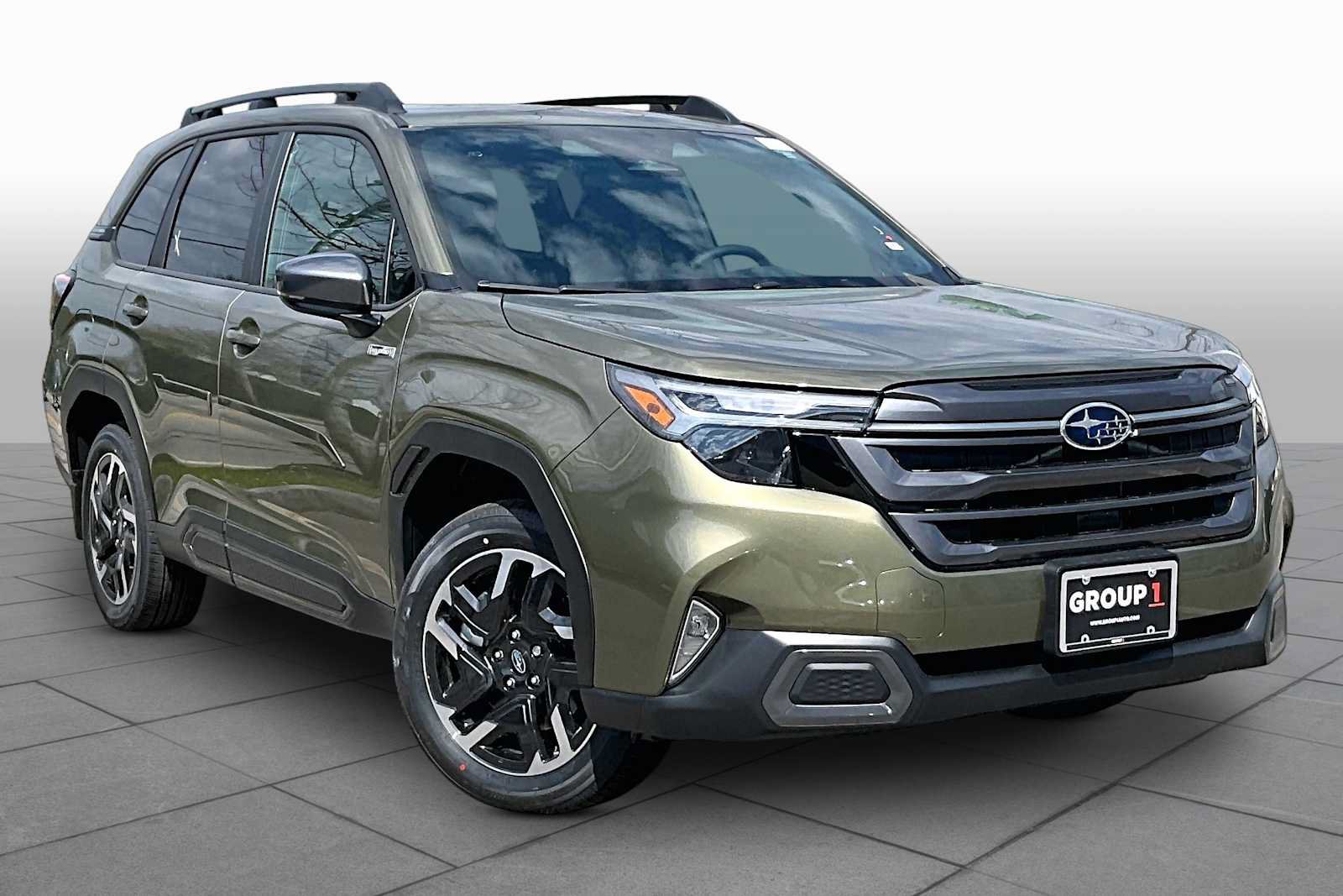 New 2026 Subaru Forester Touring AWD/4WD image 2