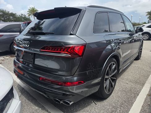 Used 2020 Audi SQ7 Prestige w/ Prestige Package AWD/4WD image 2
