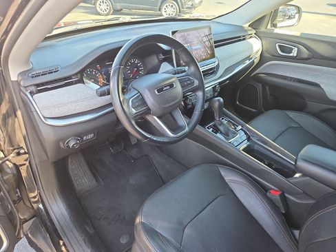 Certified 2022 Jeep Compass Latitude AWD/4WD image 16