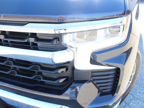Used 2024 Chevrolet Silverado 1500 LT image 5