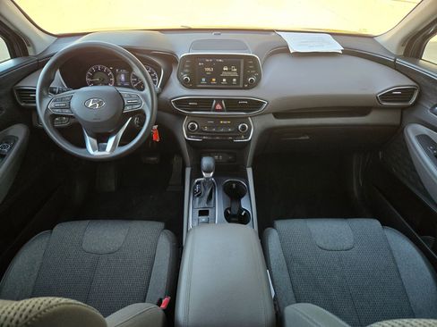 Used 2019 Hyundai Santa Fe SE image 16