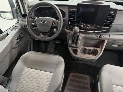 Used 2023 Ford Transit 350 XLT RWD image 29