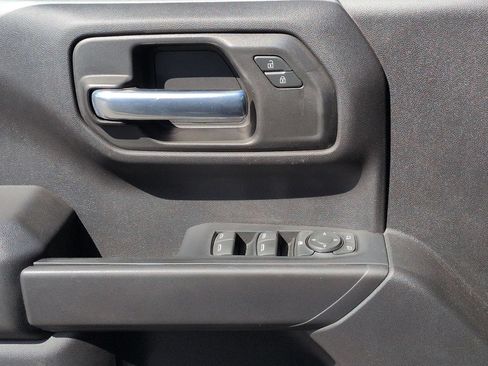 Certified 2022 Chevrolet Silverado 1500 Custom AWD/4WD image 23