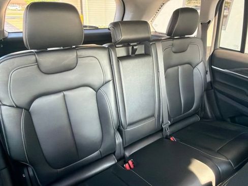 Used 2024 Jeep Grand Cherokee Limited AWD/4WD image 21
