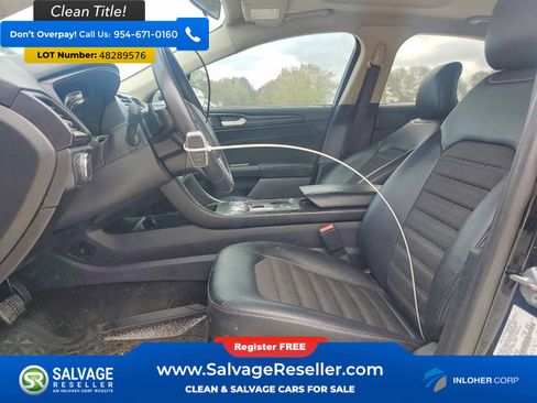 Used 2018 Ford Fusion SE w/ Equipment Group 201A image 3