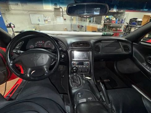 Used 2002 Chevrolet Corvette Z06 w/ Memory Pkg RWD image 19