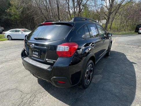 Used 2017 Subaru Crosstrek 2.0i Premium image 7