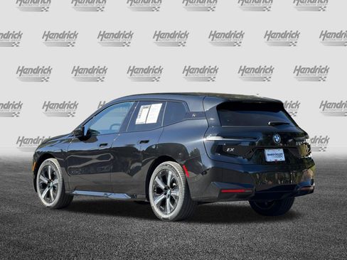 Used 2024 BMW iX xDrive50 w/ Sport Package AWD/4WD image 7