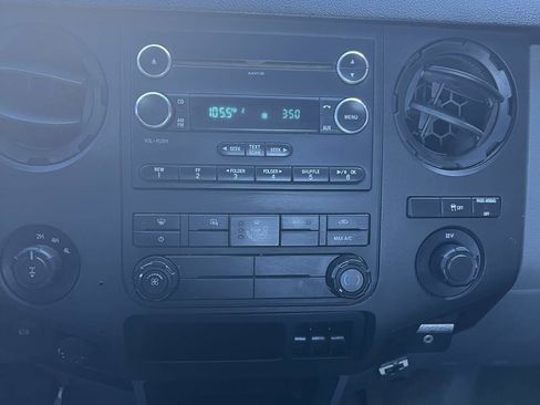 Used 2015 Ford F250 XL w/ XL Appearance Package image 10