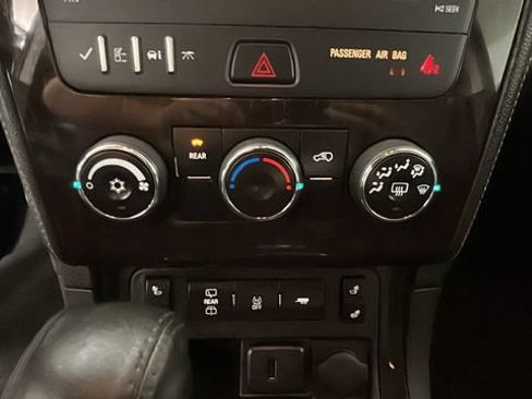 Used 2017 Chevrolet Traverse LT w/ Style and Technology Package AWD/4WD image 21