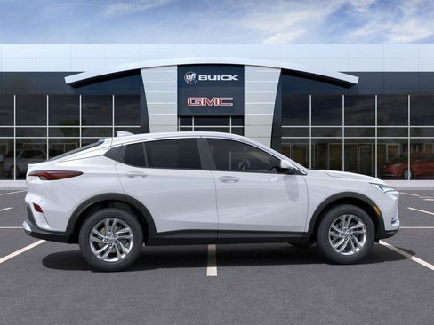 New 2025 Buick Envista Preferred image 5