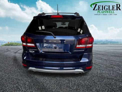 Used 2017 Dodge Journey Crossroad w/ Popular Equipment Group AWD/4WD image 5