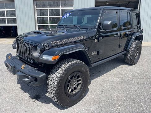 Used 2023 Jeep Wrangler Unlimited Rubicon 392 w/ Xtreme Recon 35" Tire Package AWD/4WD image 3