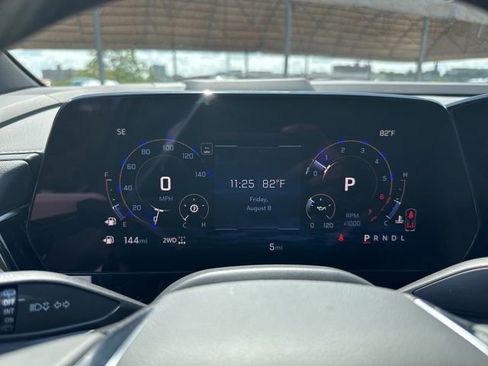 New 2025 Chevrolet Suburban Premier w/ Sun And Tow Package image 17