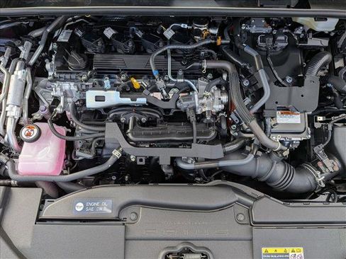 New 2026 Toyota Prius Plug-In Hybrid FWD image 16
