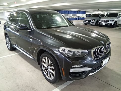 Used 2019 BMW X3 xDrive30i w/ Driving Assistance Package AWD/4WD image 3