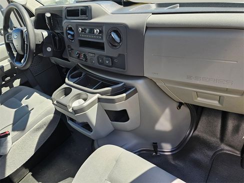 New 2025 Ford E-350 and Econoline 350 Super Duty w/ Power Equipment Group image 10
