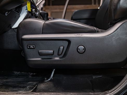 Used 2017 Toyota Tundra Platinum AWD/4WD image 20