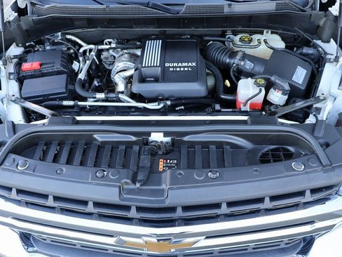 Used 2020 Chevrolet Silverado 1500 LT w/ All-Star Edition image 41