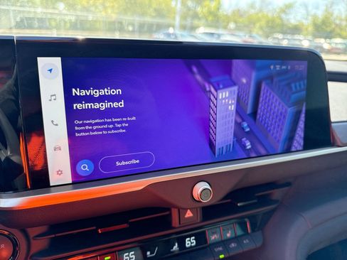 Used 2023 Toyota Crown XLE image 12