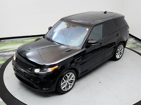 Used 2017 Land Rover Range Rover Sport SVR image 34