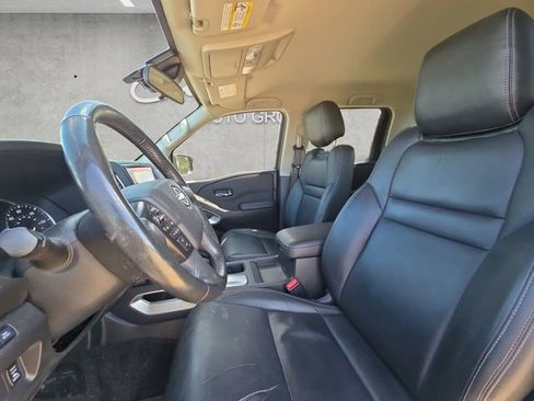 Used 2024 Nissan Frontier SV w/ SV Convenience Package RWD image 19