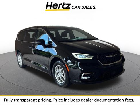 Used 2024 Chrysler Pacifica Touring-L FWD image 1