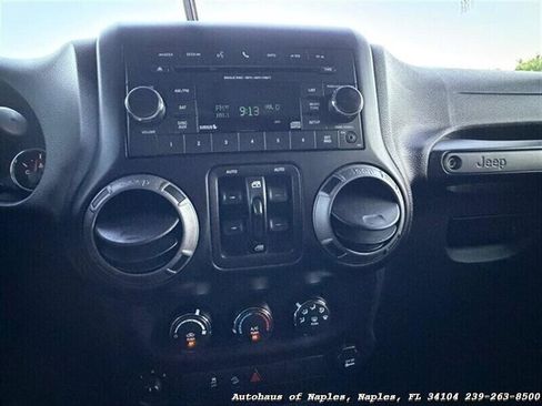 Used 2017 Jeep Wrangler Unlimited Sport w/ Quick Order Package 24S AWD/4WD image 29