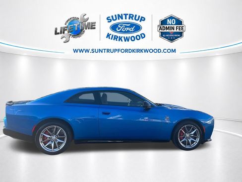Used 2025 Dodge Charger Daytona Scat Pack w/ Track Pack AWD/4WD image 8
