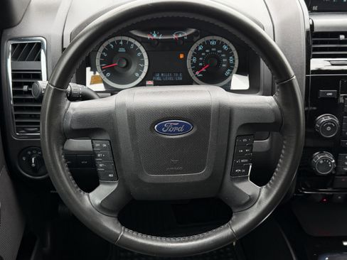 Used 2010 Ford Escape Limited AWD/4WD image 14