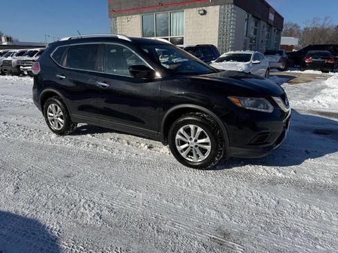 Used 2016 Nissan Rogue SV w/ SV Premium Package image 10