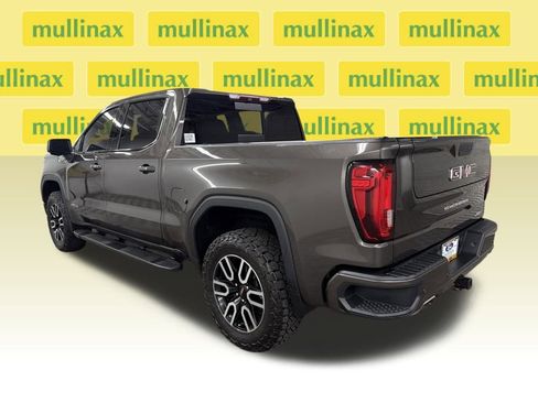 Used 2019 GMC Sierra 1500 AT4 w/ AT4 Premium Package image 9