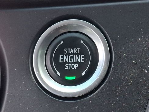 Used 2022 Chevrolet Blazer LT AWD/4WD image 22