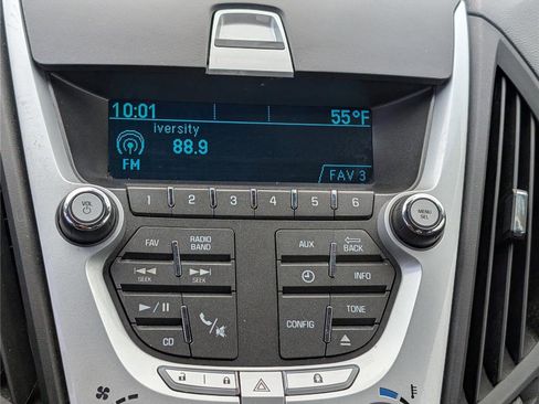 Used 2013 Chevrolet Equinox LS image 23