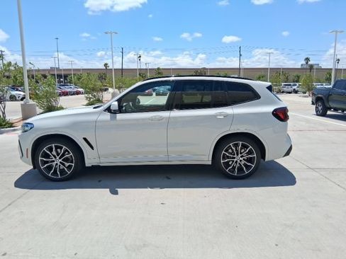 Used 2023 BMW X3 xDrive30i w/ M Sport Package AWD/4WD image 3