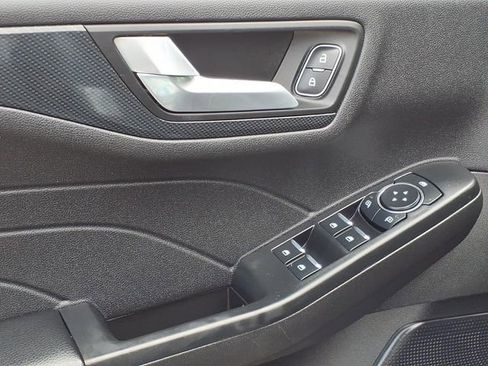 Certified 2024 Ford Escape ST-Line w/ Tech Pack #1 AWD/4WD image 10