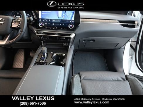 New 2026 Lexus RX 450h AWD image 9