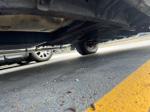 Used 2003 HUMMER H2 Luxury w/ Preferred Equipment Group image 22