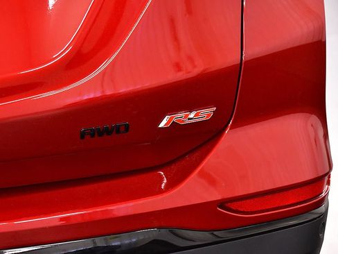 Used 2024 Chevrolet Equinox RS AWD/4WD image 11