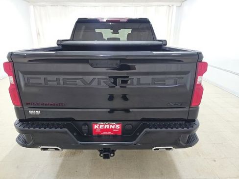Used 2023 Chevrolet Silverado 1500 RST w/ Redline Edition AWD/4WD image 14