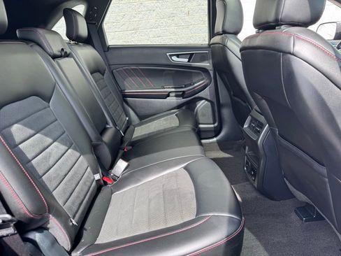 Used 2020 Ford Edge ST-Line w/ Cold Weather Package AWD/4WD image 20