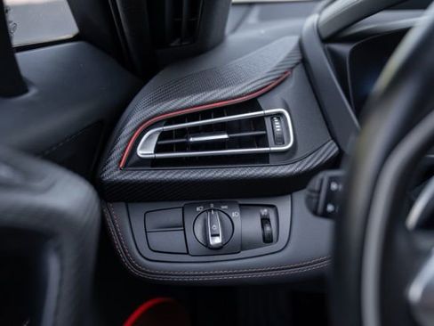 Used 2019 BMW i8 Coupe AWD/4WD image 30