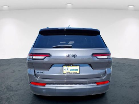 New 2026 Jeep Grand Cherokee L 4WD image 8
