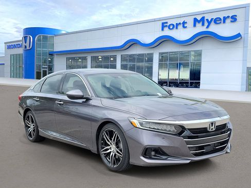 Used 2021 Honda Accord Touring image 1