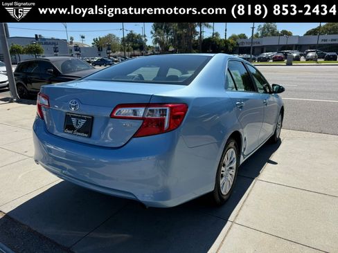 Used 2012 Toyota Camry LE FWD image 7