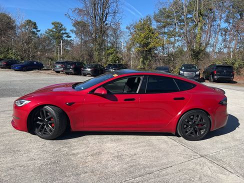 Used 2021 Tesla Model S Plaid image 6