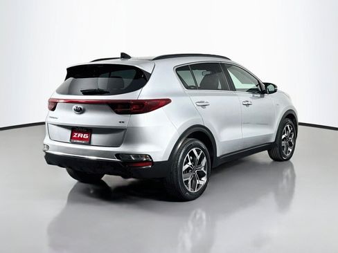 Used 2022 Kia Sportage EX AWD/4WD image 5