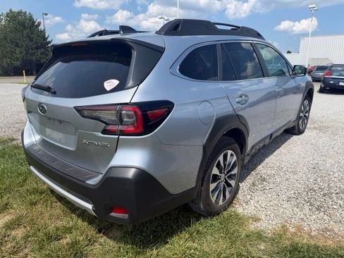 Used 2024 Subaru Outback Limited AWD/4WD image 4